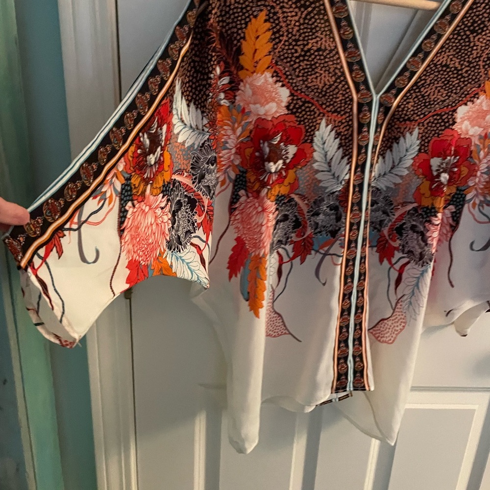 Rose + Olive Floral V-Neck Dolman Sleeve Kimono Blouse Size Medium - Picture 2 of 5